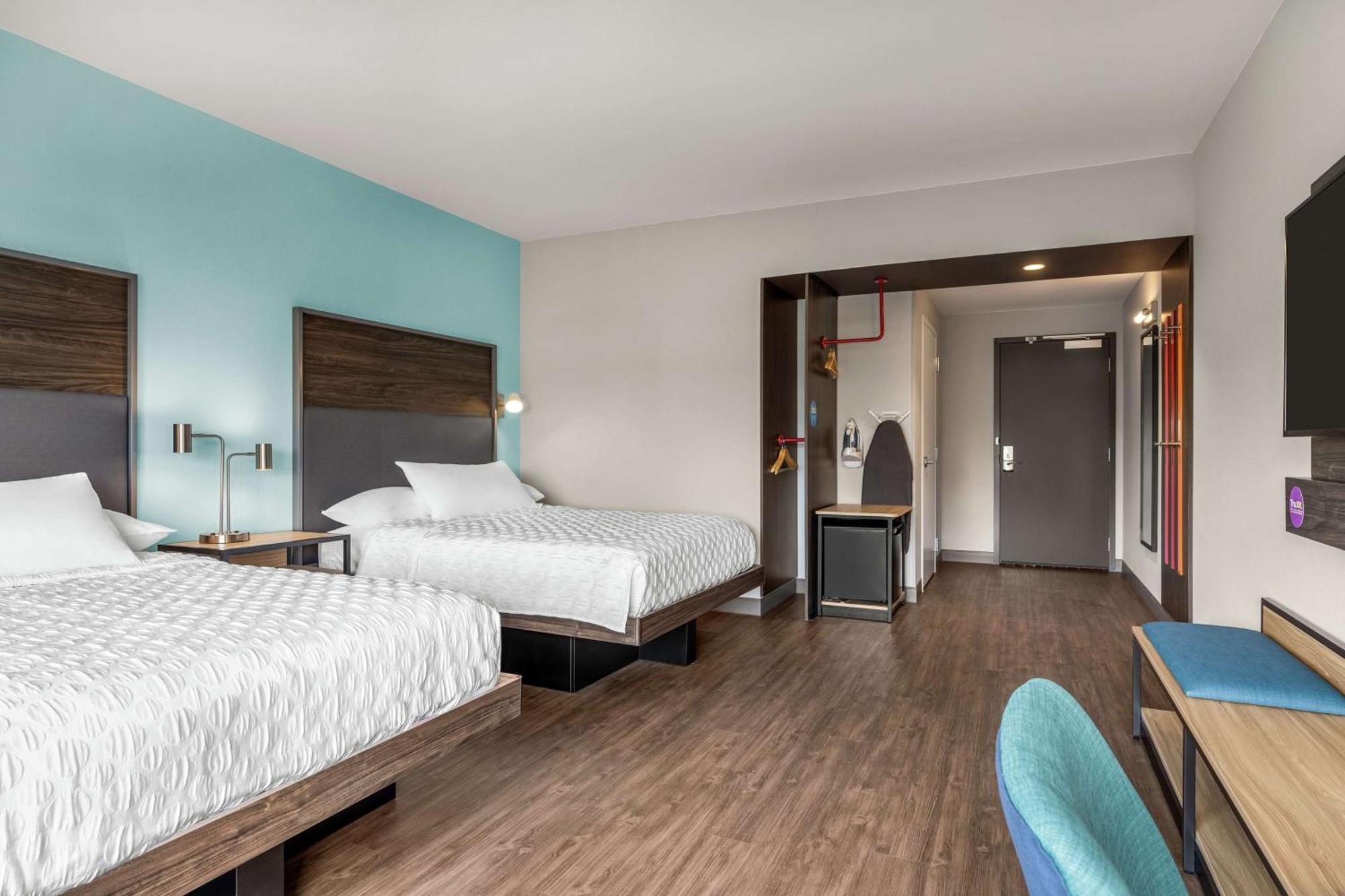 Tru By Hilton Hershey Chocolate Avenue Экстерьер фото