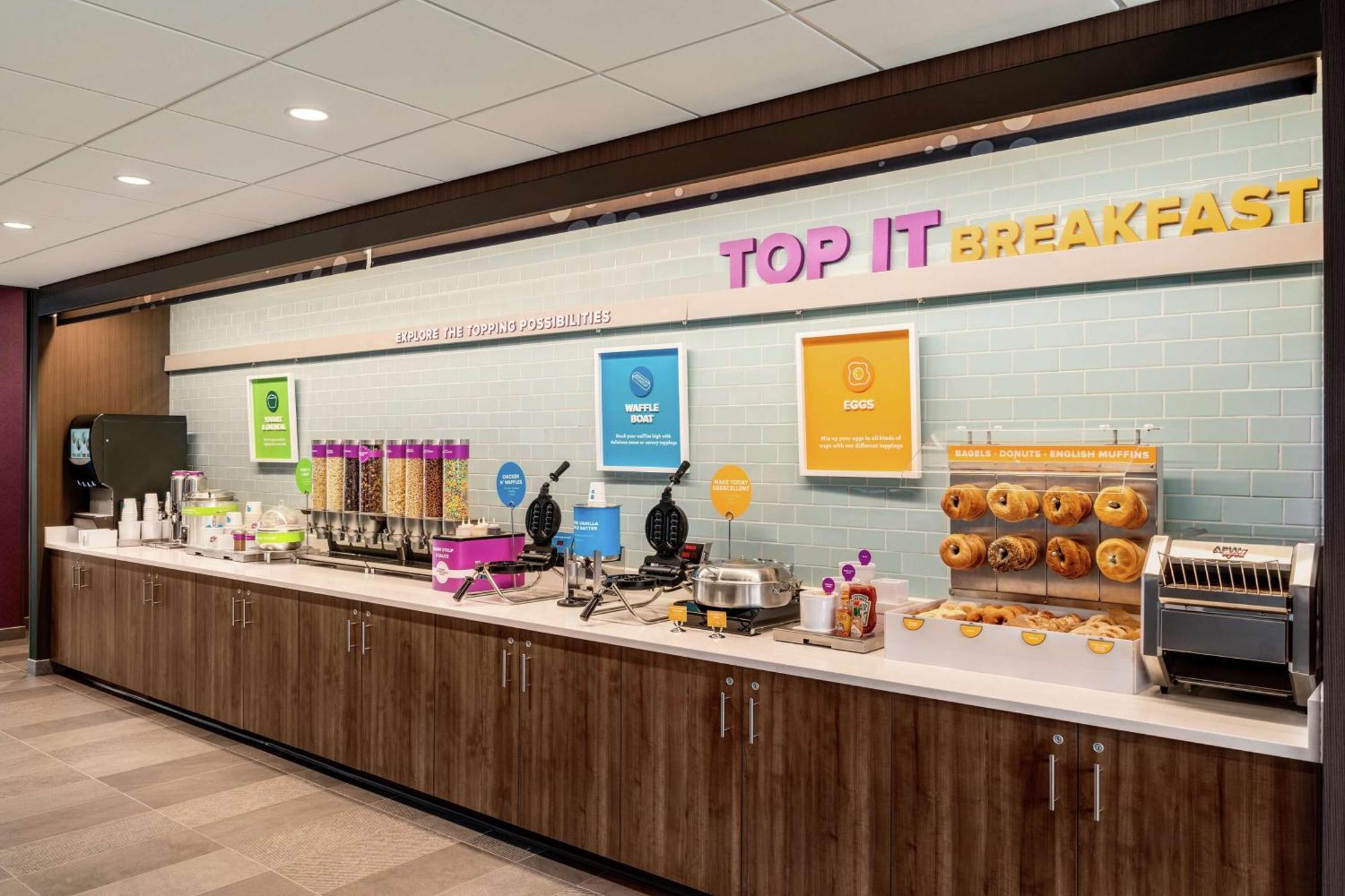 Tru By Hilton Hershey Chocolate Avenue Экстерьер фото
